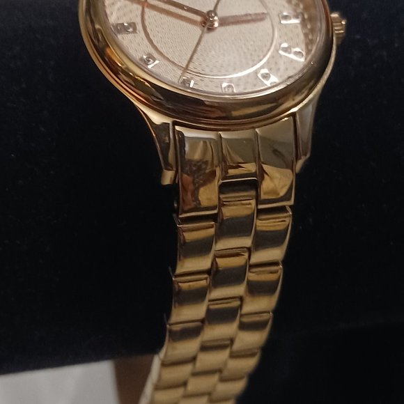 Beautiful FOSSIL Watch main image 3